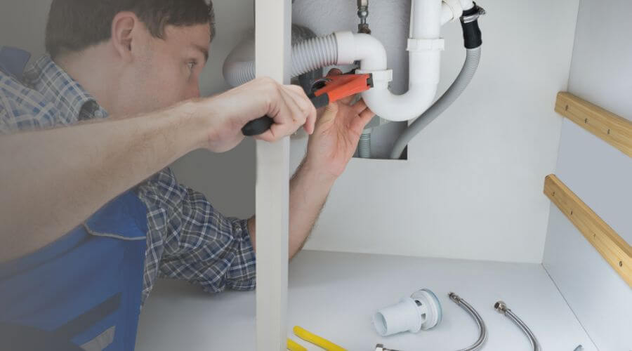 Local water heater installation in Farmersville, IL